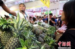 澳门金沙网站 _澳门金沙网址_澳门金沙网投_油料费、成衣、通讯费等同比下降