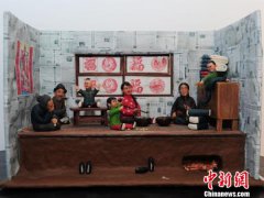 澳门金沙网站 _澳门金沙网址_澳门金沙网投_风格写实逼真又不乏夸张写意